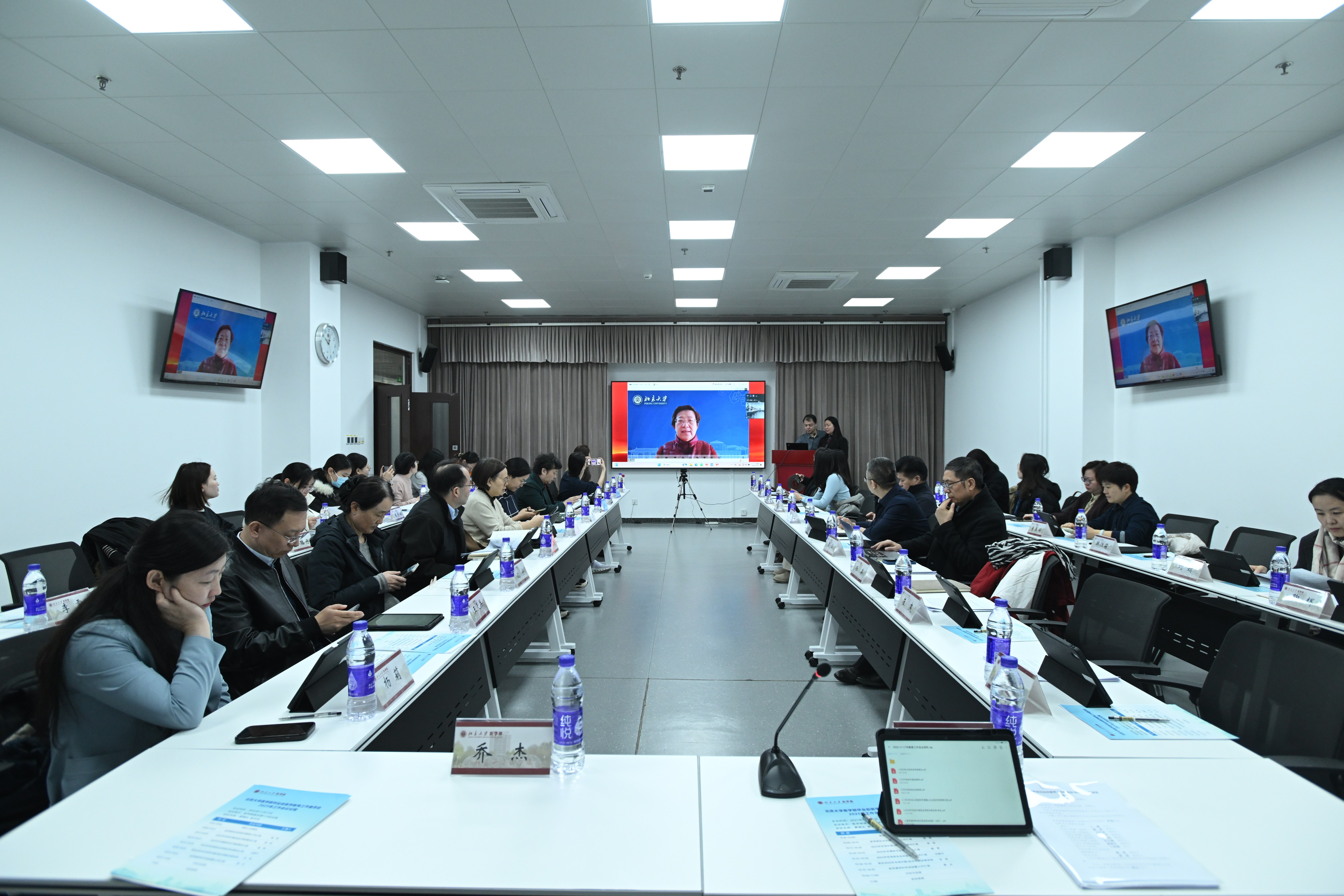 5f12a8a3e30f4131a64fe3d23321b89d.jpg 5f12a8a3e30f4131a64fe3d23321b89d.jpg